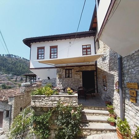 Guest House J.Prifti Berat Buitenkant foto