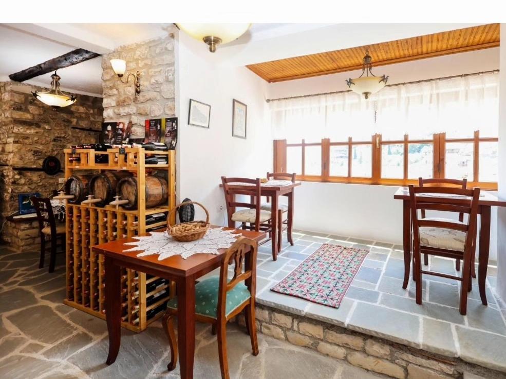 Guest House J.Prifti Berat Buitenkant foto