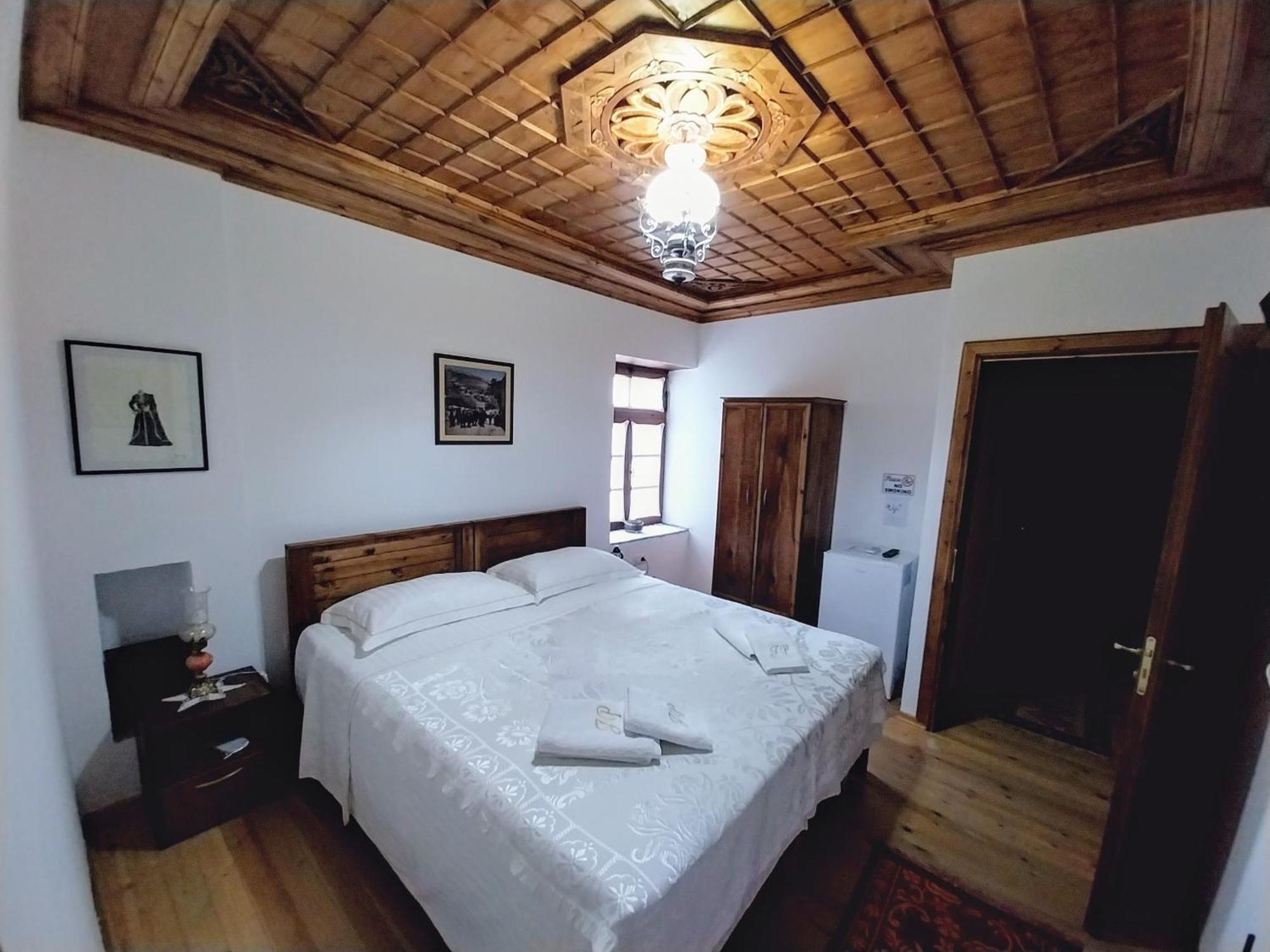 Guest House J.Prifti Berat Buitenkant foto