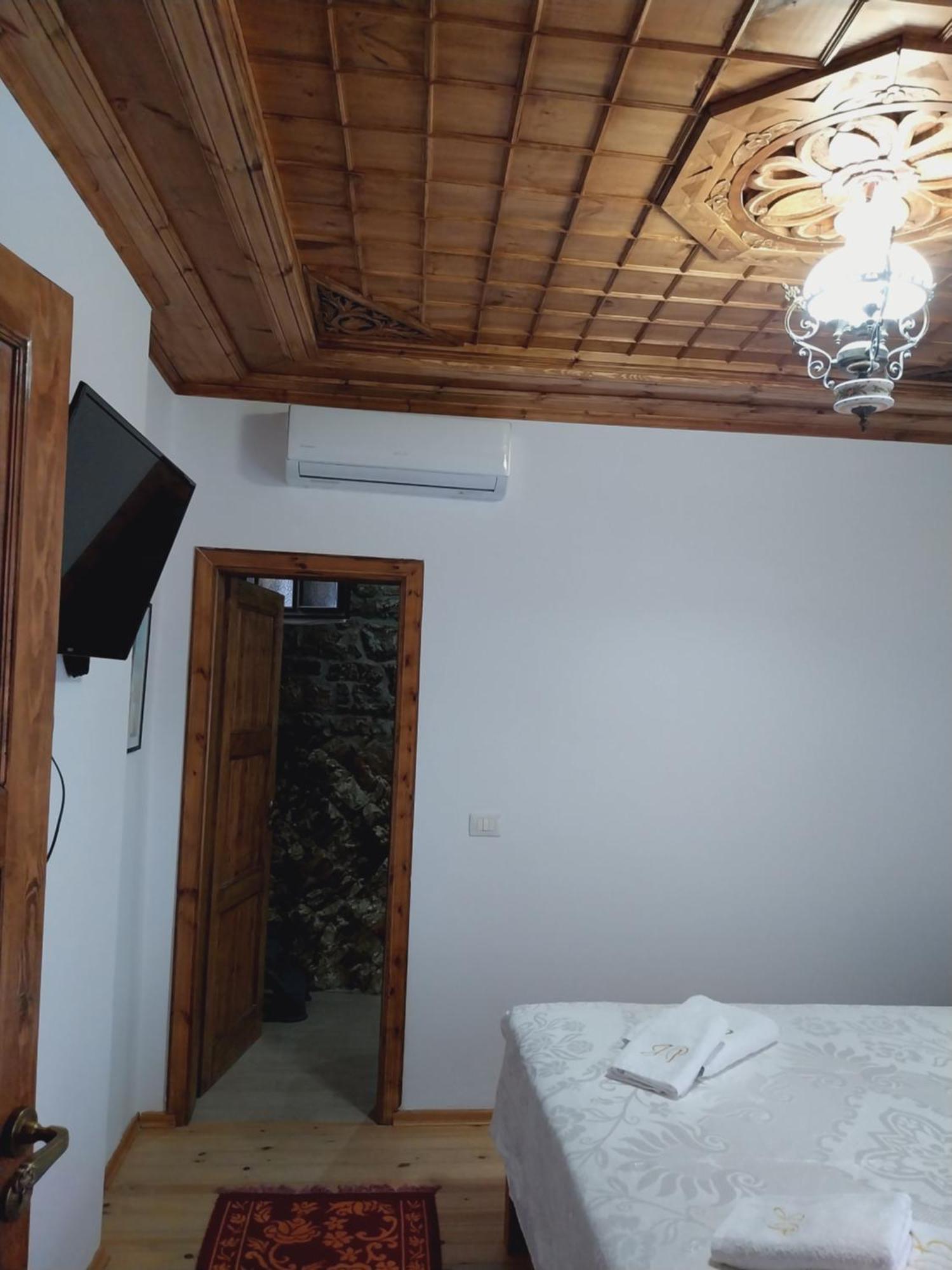 Guest House J.Prifti Berat Kamer foto